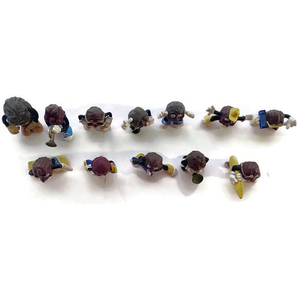 California Raisins Figurines Set of 12 Vintage 1987 2 to 3 Inches Tall - Picture 2 of 7